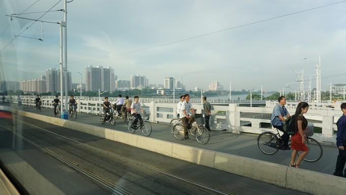 北朝鲜的四天三夜:穿越时间的地平线,告别异乡的“陌路人”