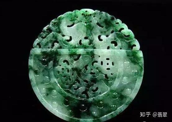 切出满绿花青种翡翠，到底算赌涨了还是亏了？ - 知乎