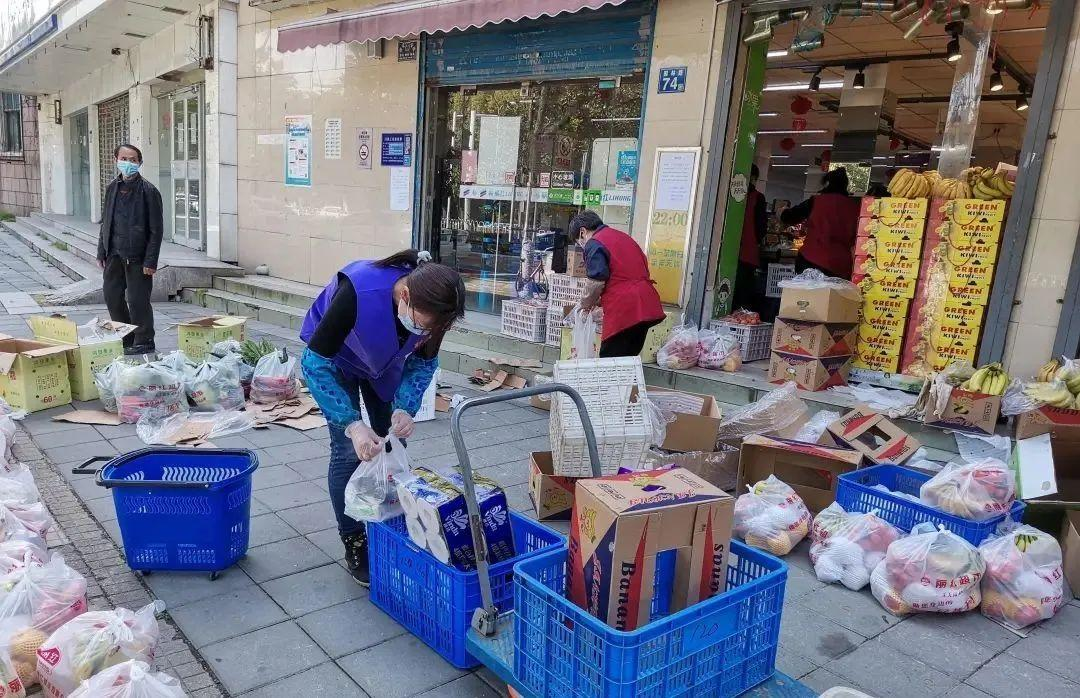 社区团购物流的玩法来看,他们都是非常的粗放化,申通可能会在运输配送