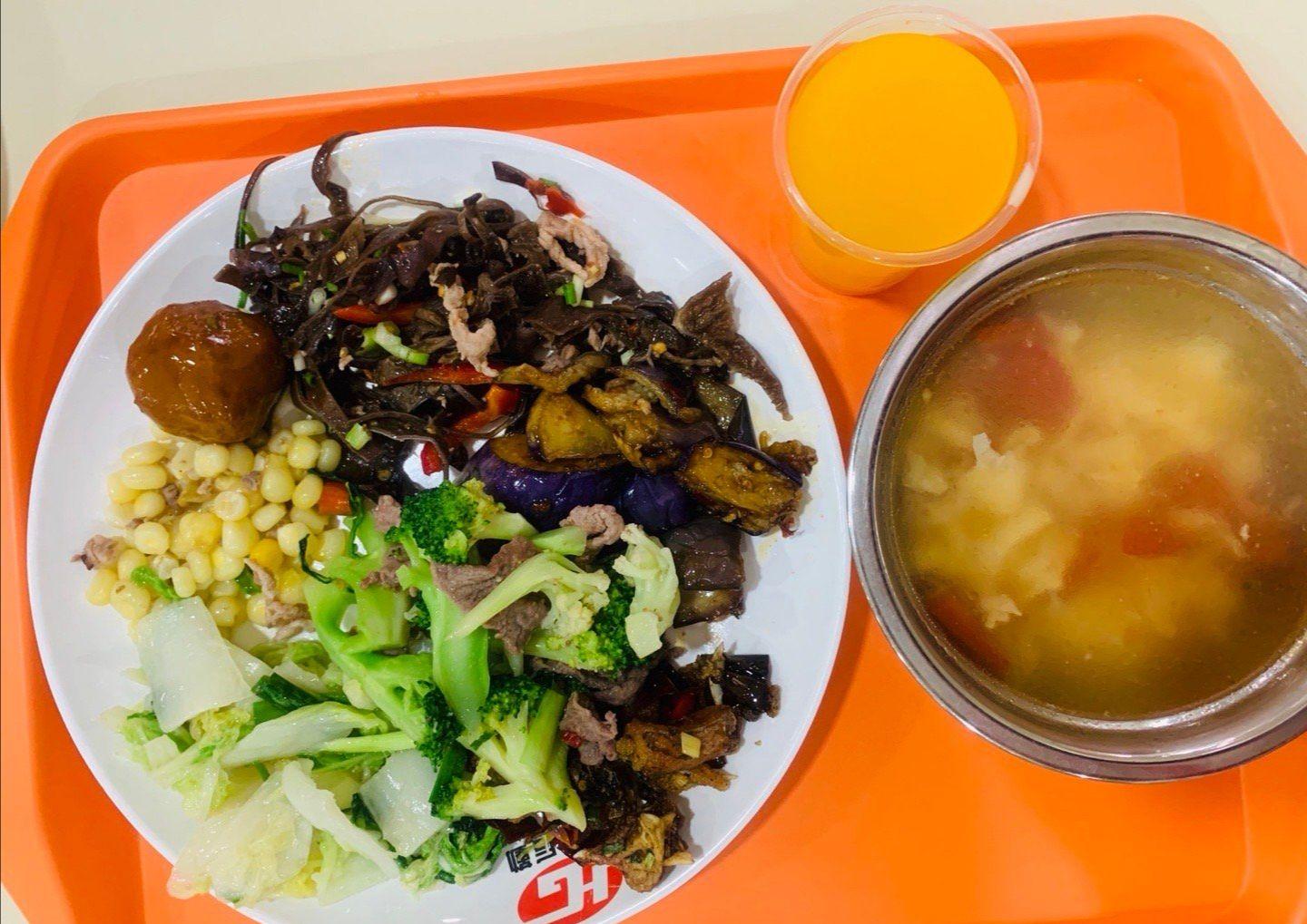 在遵义师范学院里就餐是一种怎样的体验有什么推荐的食堂和美食