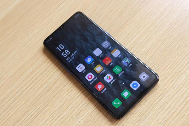 对比renoace和小米9差距太明显连米粉也直呼隔壁更香