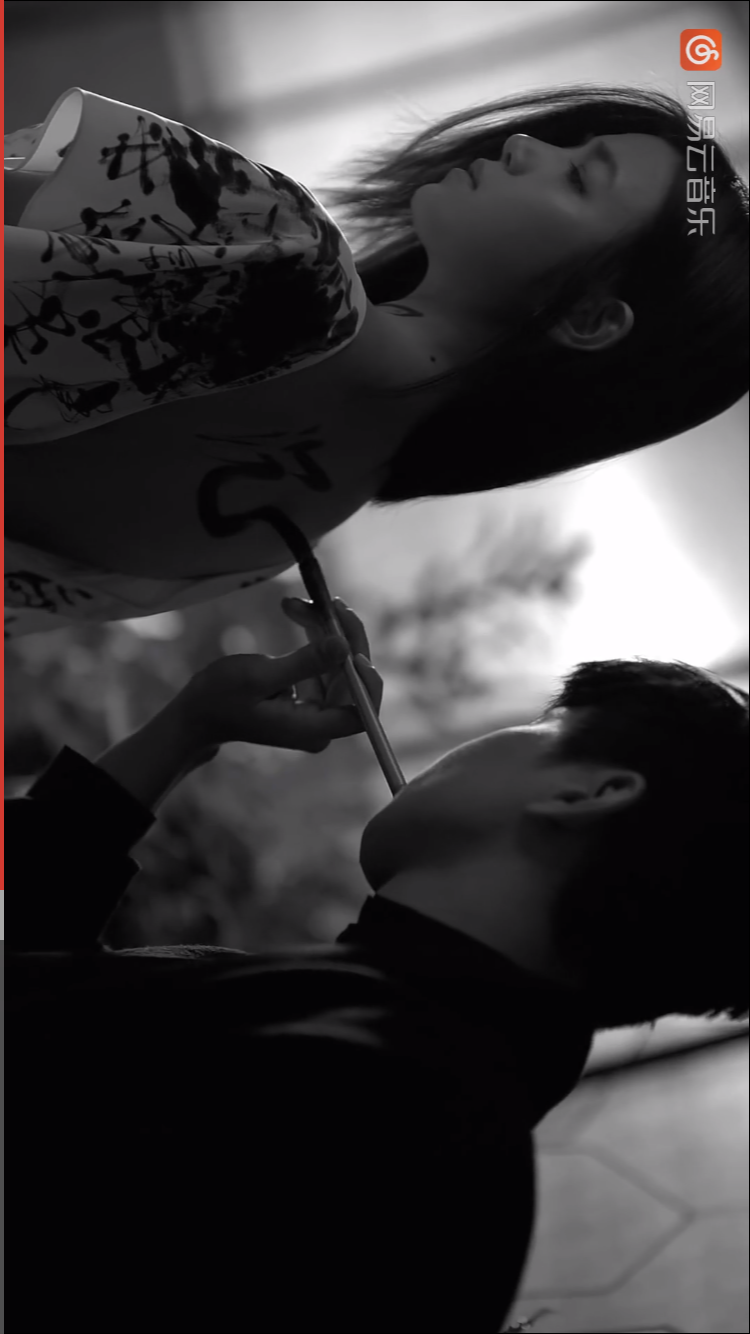 如何评价林俊杰关键词的MV?