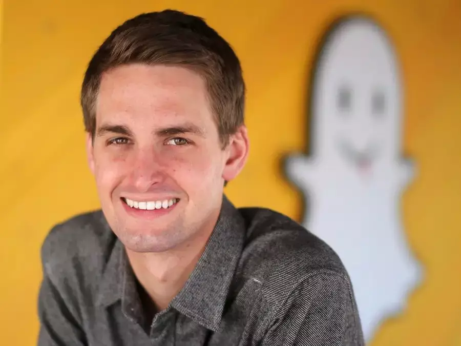 snapchat创始人埃文·斯皮格尔——22岁