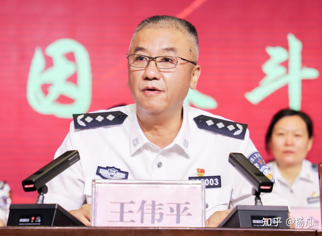 河南警察学院院长图片