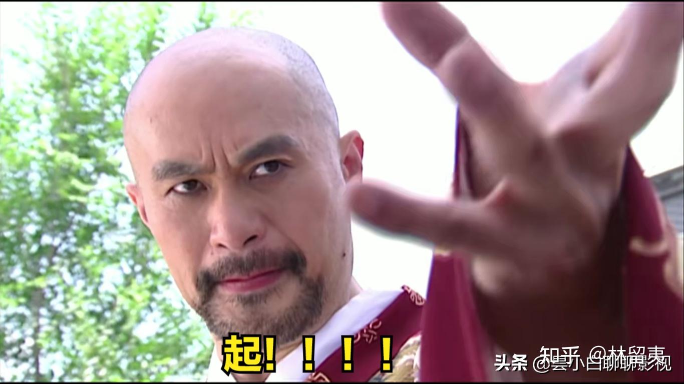 这自称恶通天的人上来就要把这四个卖身的全部买下,这时吃瓜群众中有