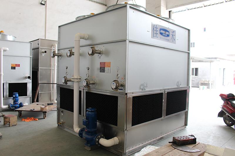 为什么密闭式冷却塔的喷淋水温度会升高