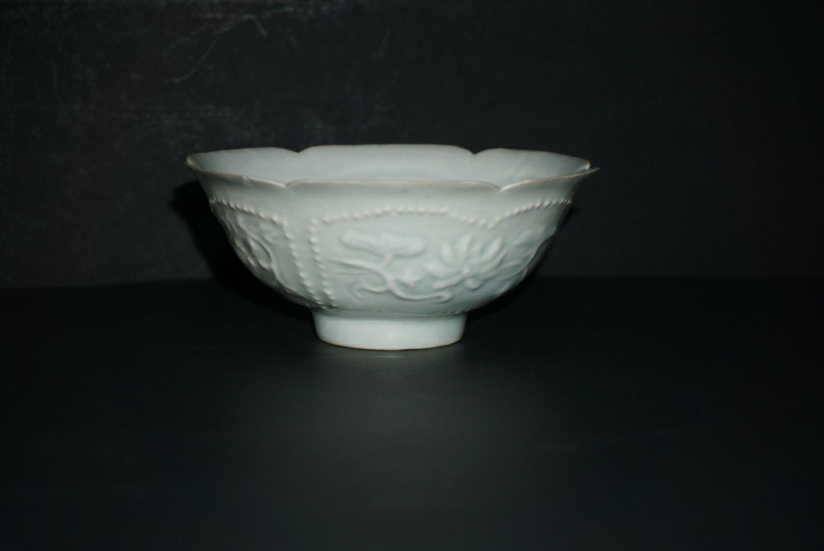 愛用中國宋時代葵口碗6 青白瓷薄胎陰刻放射幾何紋/ 影青宋 