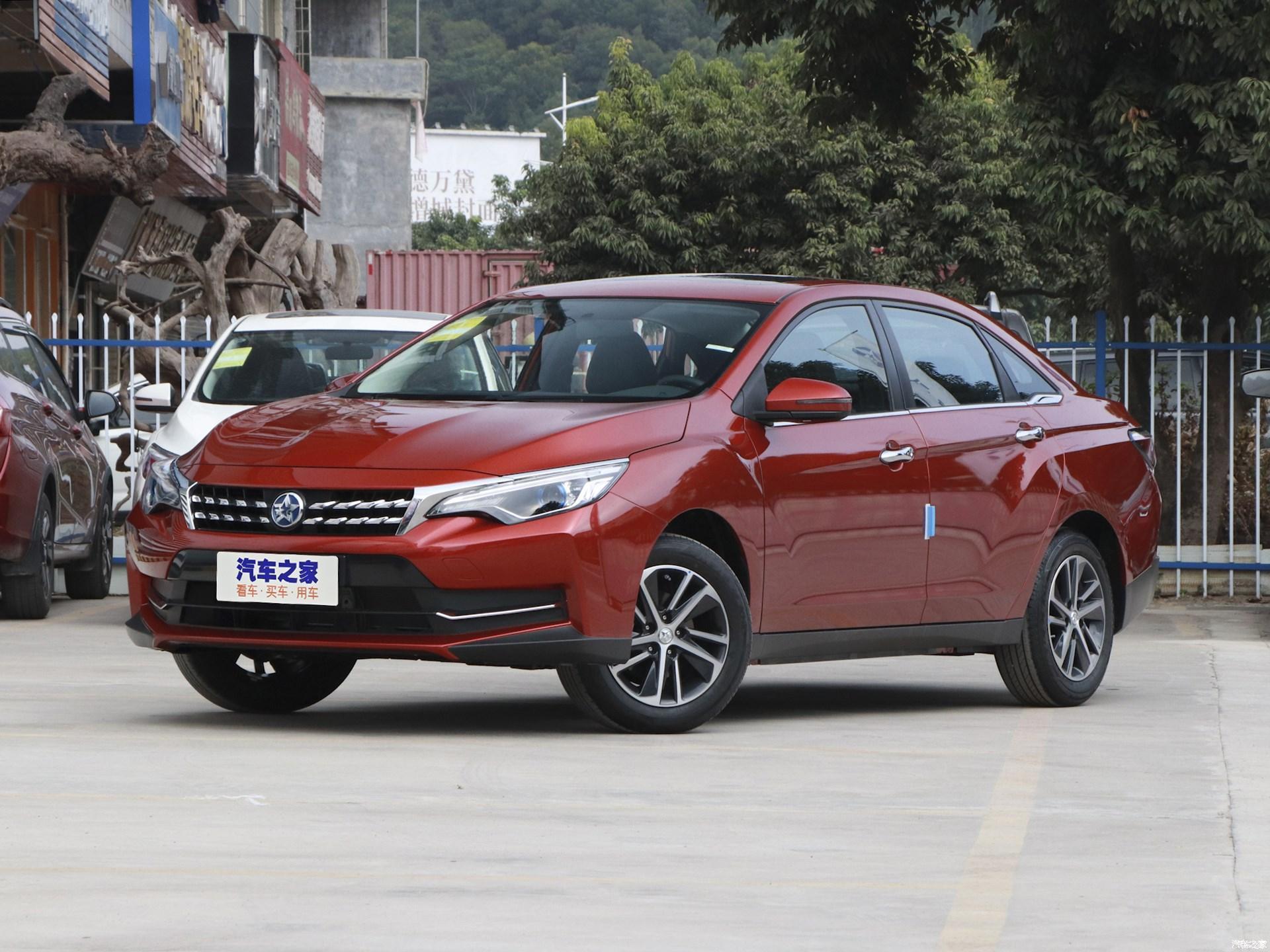 4s店了解到,店内启辰d60在外观上配色,总共有6种颜色可供选择