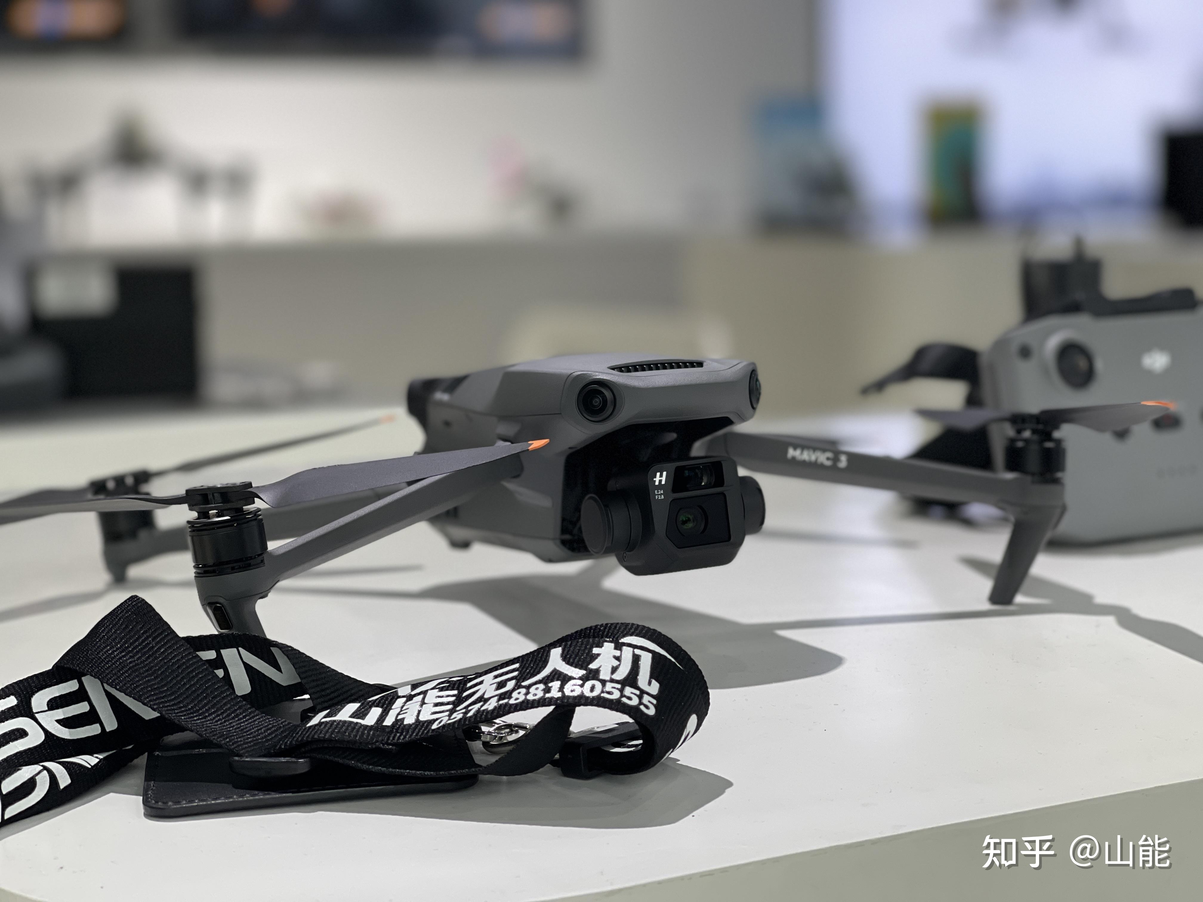 大疆发布新旗舰产品mavic3