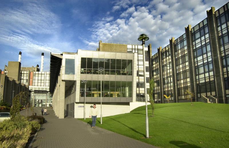 阿尔斯特大学university of ulster英国排名第26位,世界排名第151-200