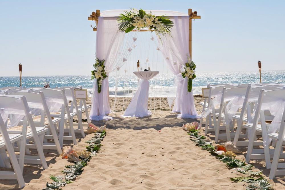 沙滩婚礼怎么筹备这些都要考虑