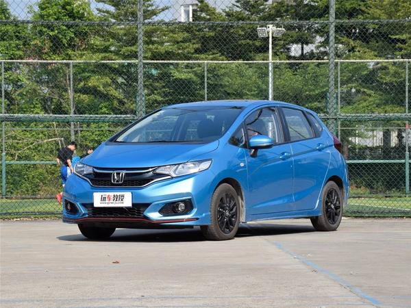 信我一句 10到100万的预算 买这些轿车错不了 知乎