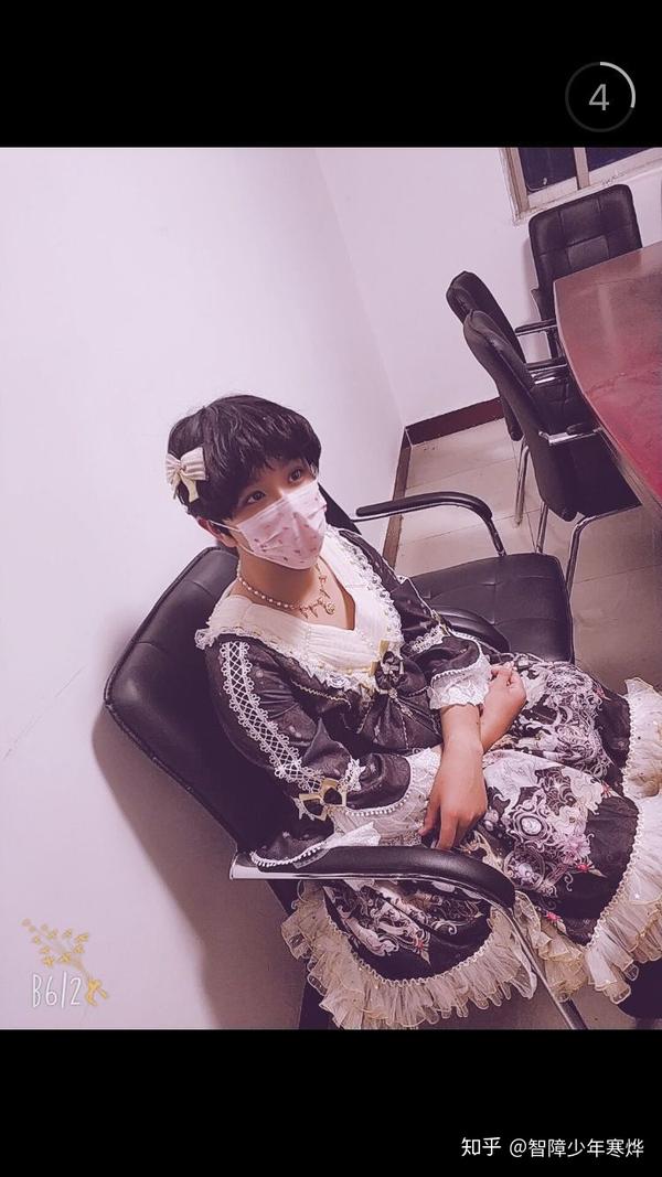 为什么近几年女装大佬越来越多?