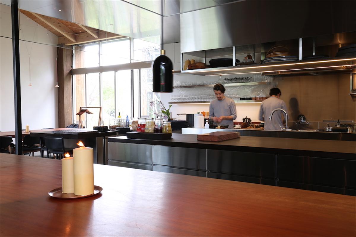 你听过几家环游世界的美食家本田直之精选日本10大推荐餐厅