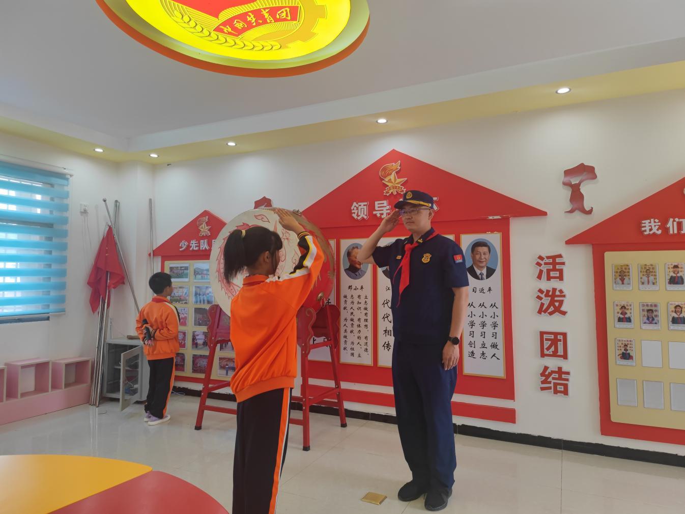 紫云县消防救援大队开展青春公益行圆爱微心愿爱心助力活动