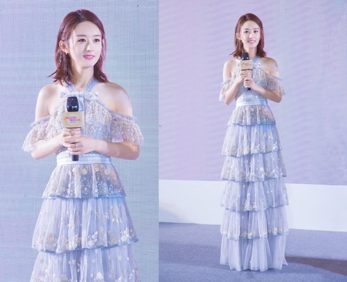 赵丽颖身着明蓝色公主蛋糕裙 将角色深入服装造型！