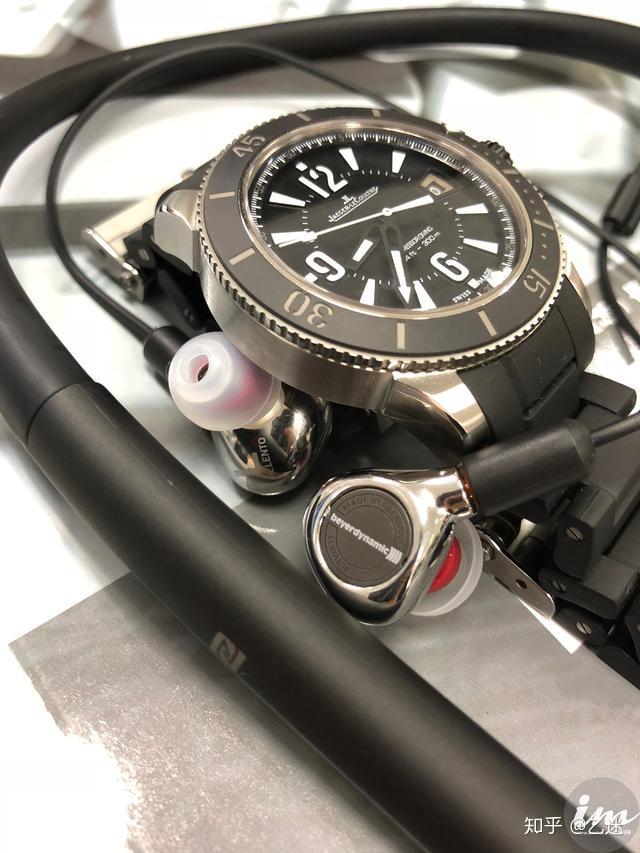 这次租赁的是舒尔的se846和拜亚动力的榭兰图.