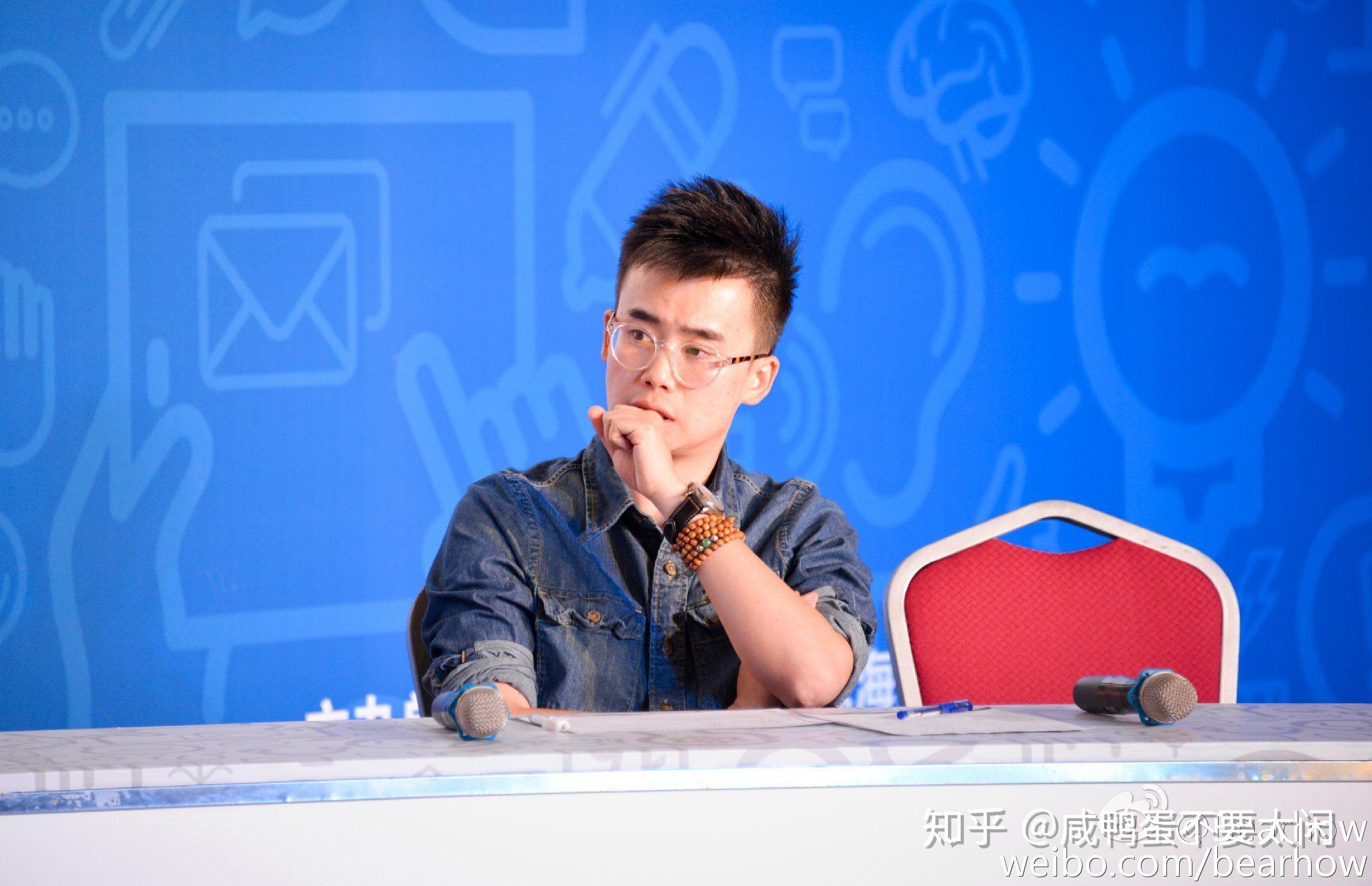 如何评价奇葩说第五季第一期60名辩手混战