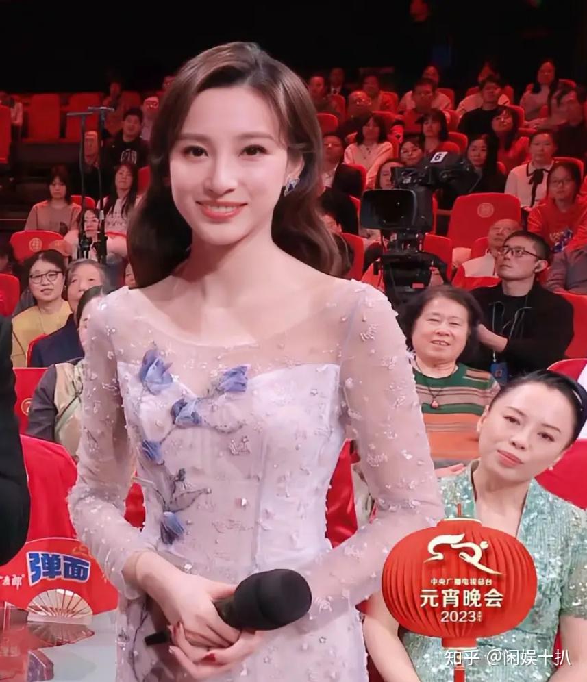 她是90后主持人,连续3年主持央视春晚,马凡舒为何持续被重用? - 知乎
