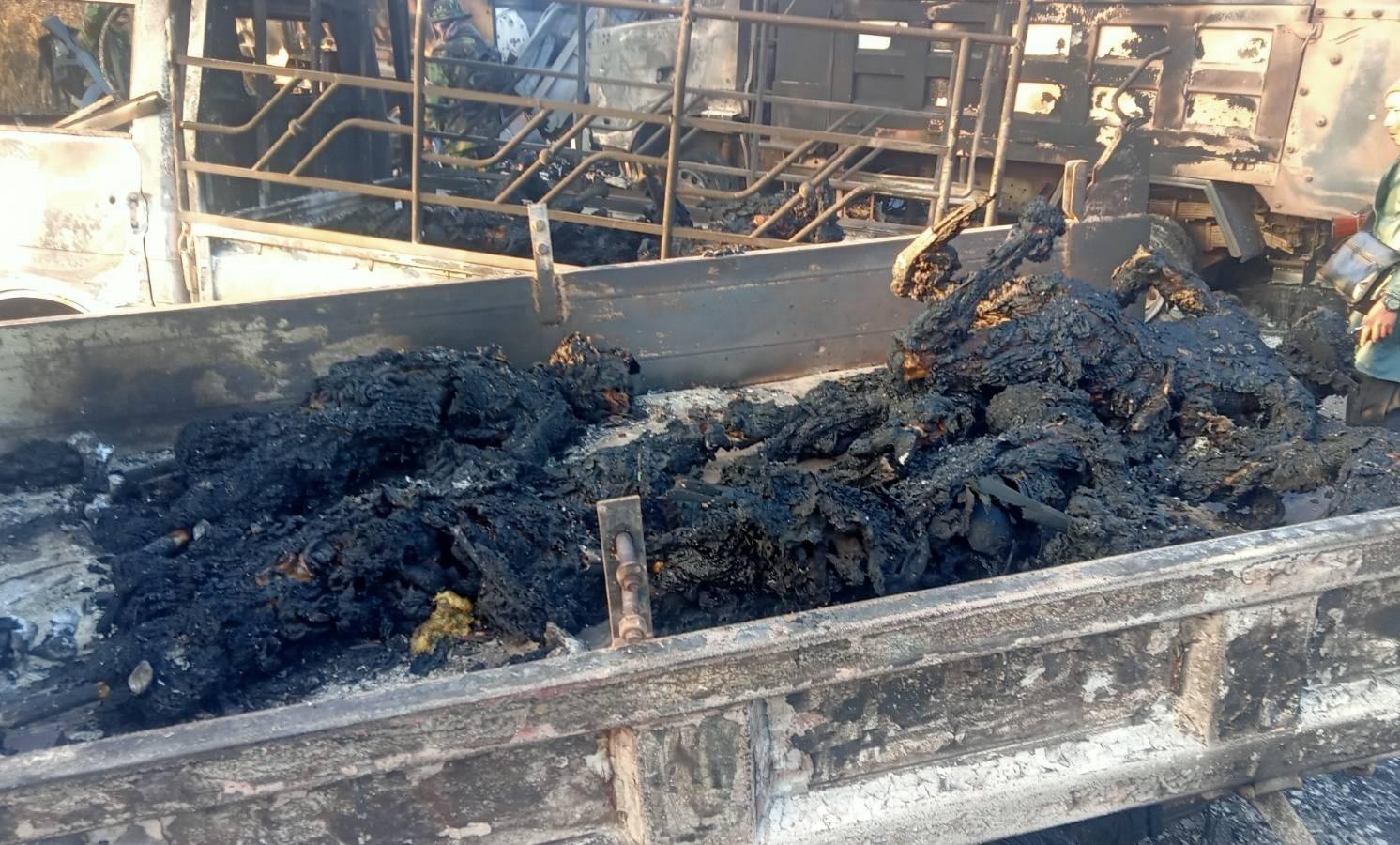 缅甸此刻至少35具烧焦遗体在圣诞在克伦尼邦村庄被发现