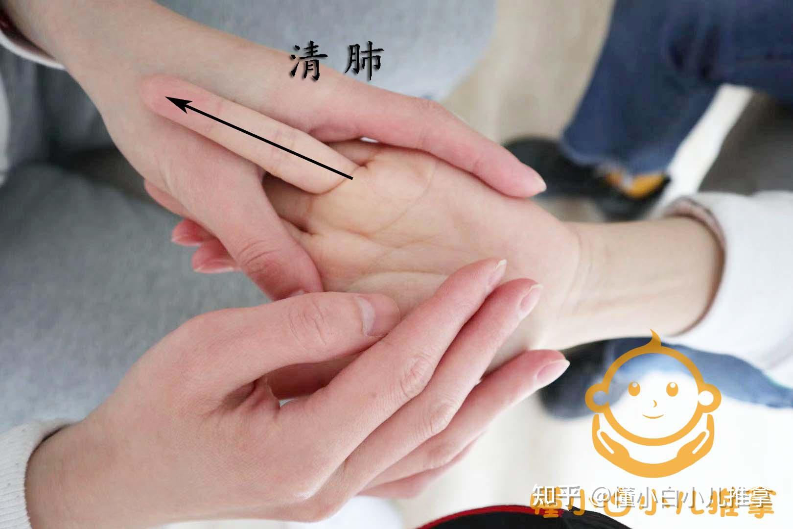 推拿速度以每分钟150-200次为宜;宝宝皮肤娇嫩,手法不宜过重,要轻柔