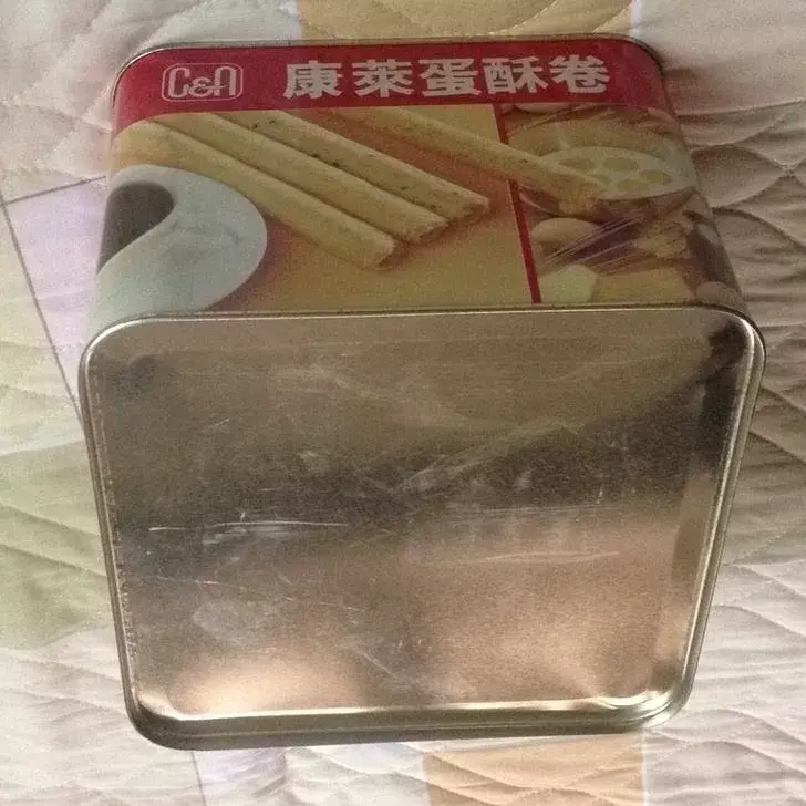 促进下,他们在大陆推出了他们的人气产品:"顶好清香油"和"康莱蛋酥卷"