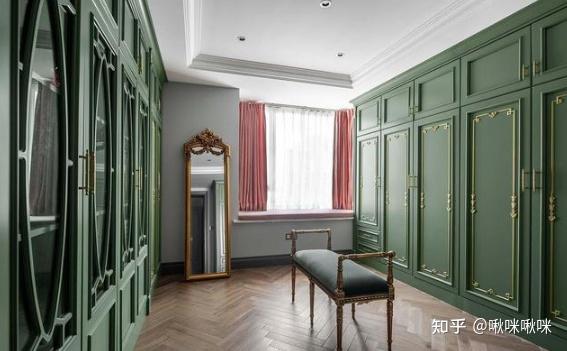 黄浦小别墅装修案例300㎡复古法式别墅