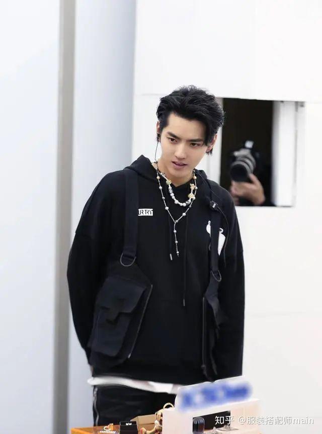 《潮流合伙人》已收官,五位明星五种潮范儿穿法,春天里值得学习