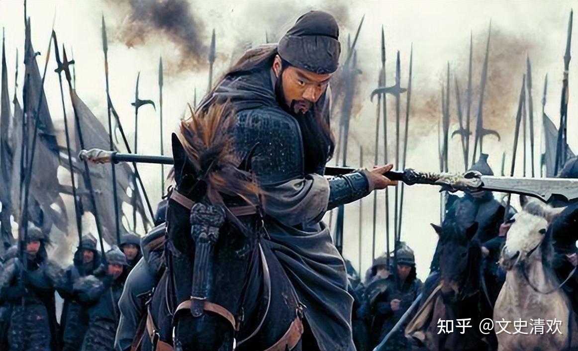 关羽的青龙偃月刀真的重达82斤?古墓出土文物,揭秘它的真实重量 - 知乎