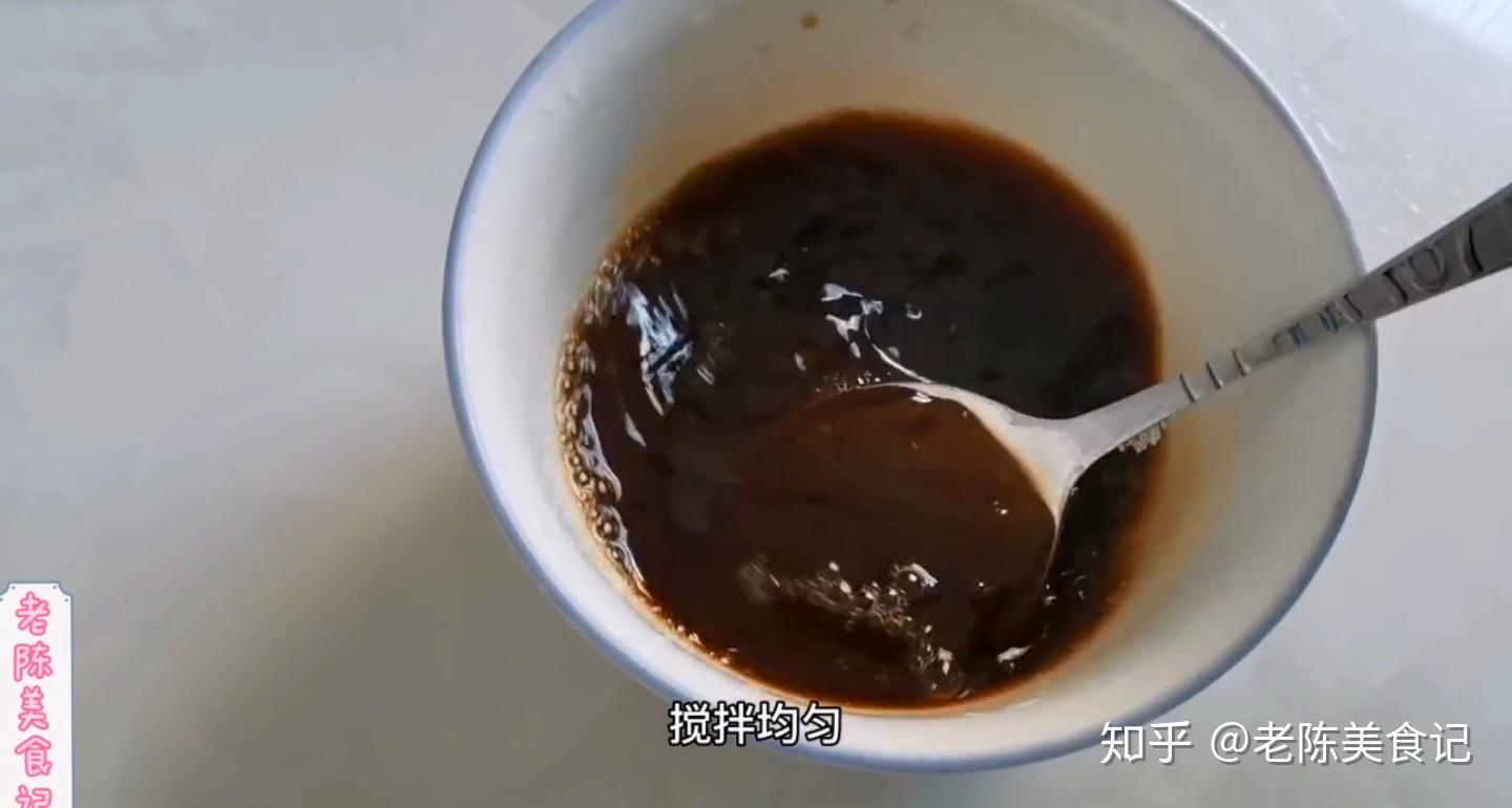 豆腐泡這做法你吃過嗎老陳咬一口滿嘴爆汁比飯店好吃