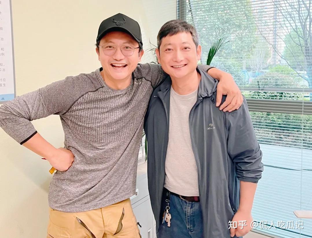 马元:因《血色浪漫》成名,不懂浪漫的他与演员妻子恩爱15年,成了惹人羡的模范夫妻 - 知乎
