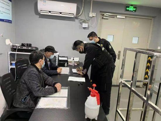 邮政储蓄支付网关_邮政网关型支付交易限额_邮政网关储蓄支付什么意思