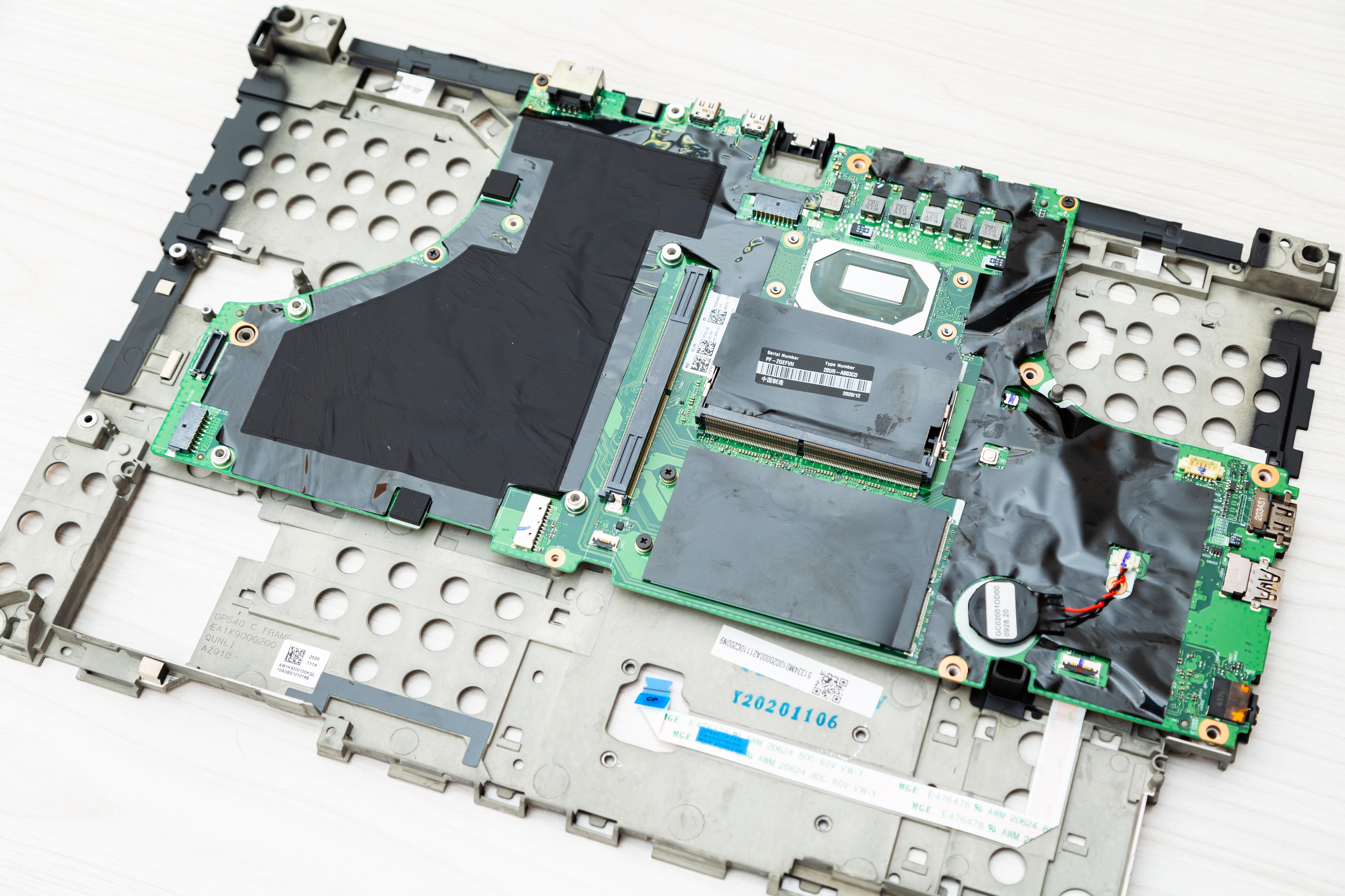 可能是当下设计用料最好的15寸移动工作站:拆解评测thinkpad p15	15g