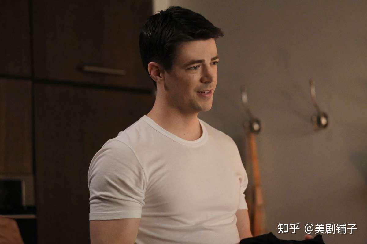 闪电侠第七季第12集剧照西斯科离开中城