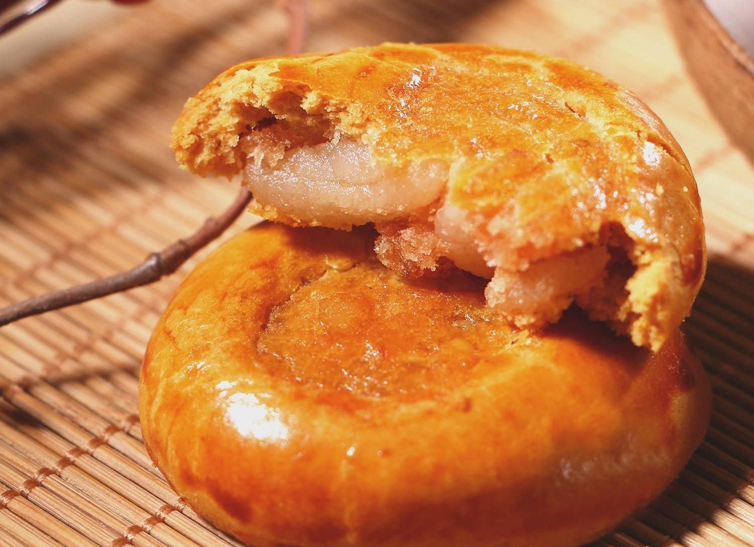 如条头糕▼天鹅酥▼鲜花饼▼海棠酥▼贵妃饼▼云腿月饼▼银丝卷▼蜜汁