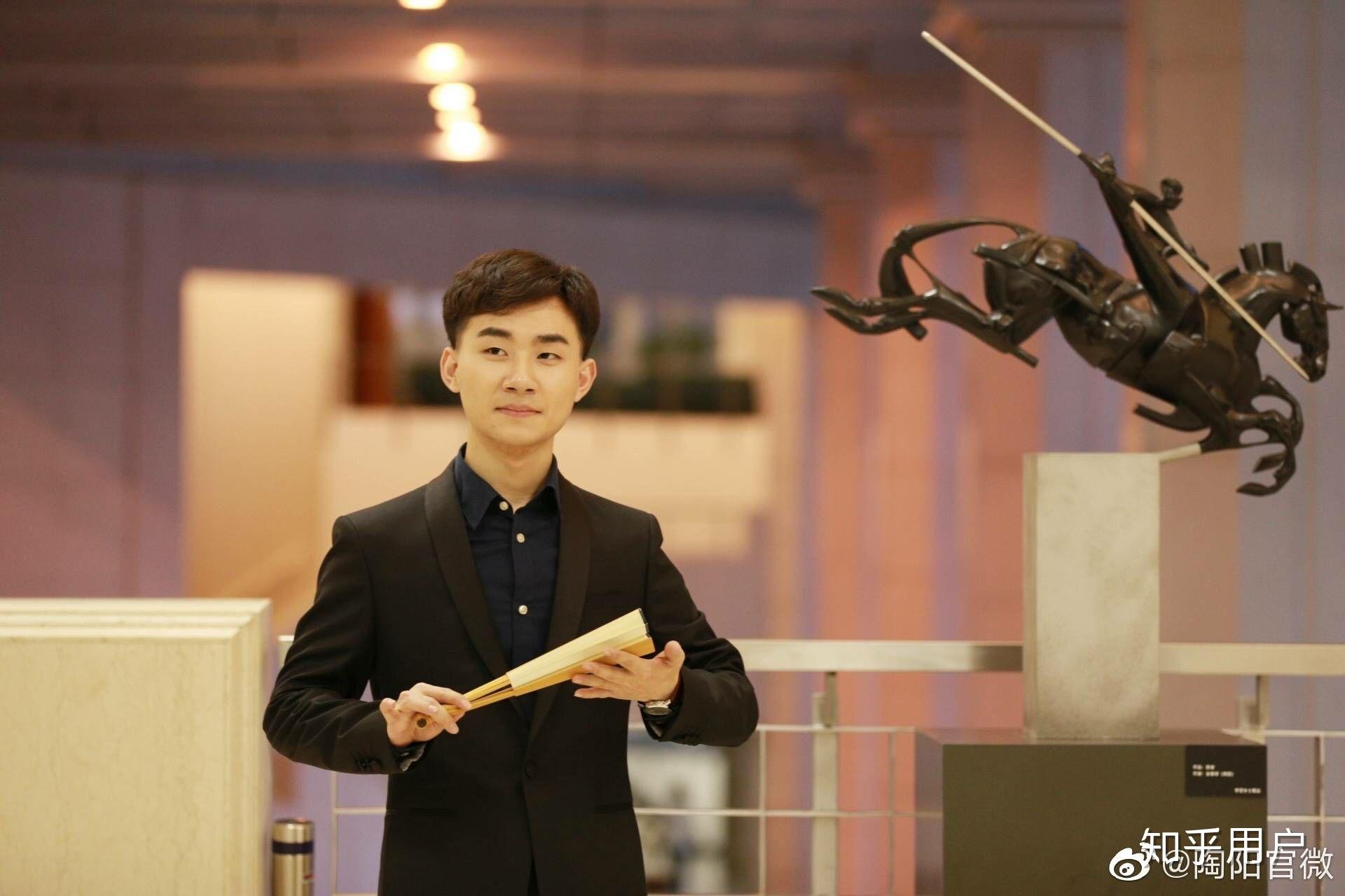 真正的气质和装清高有什么区别?