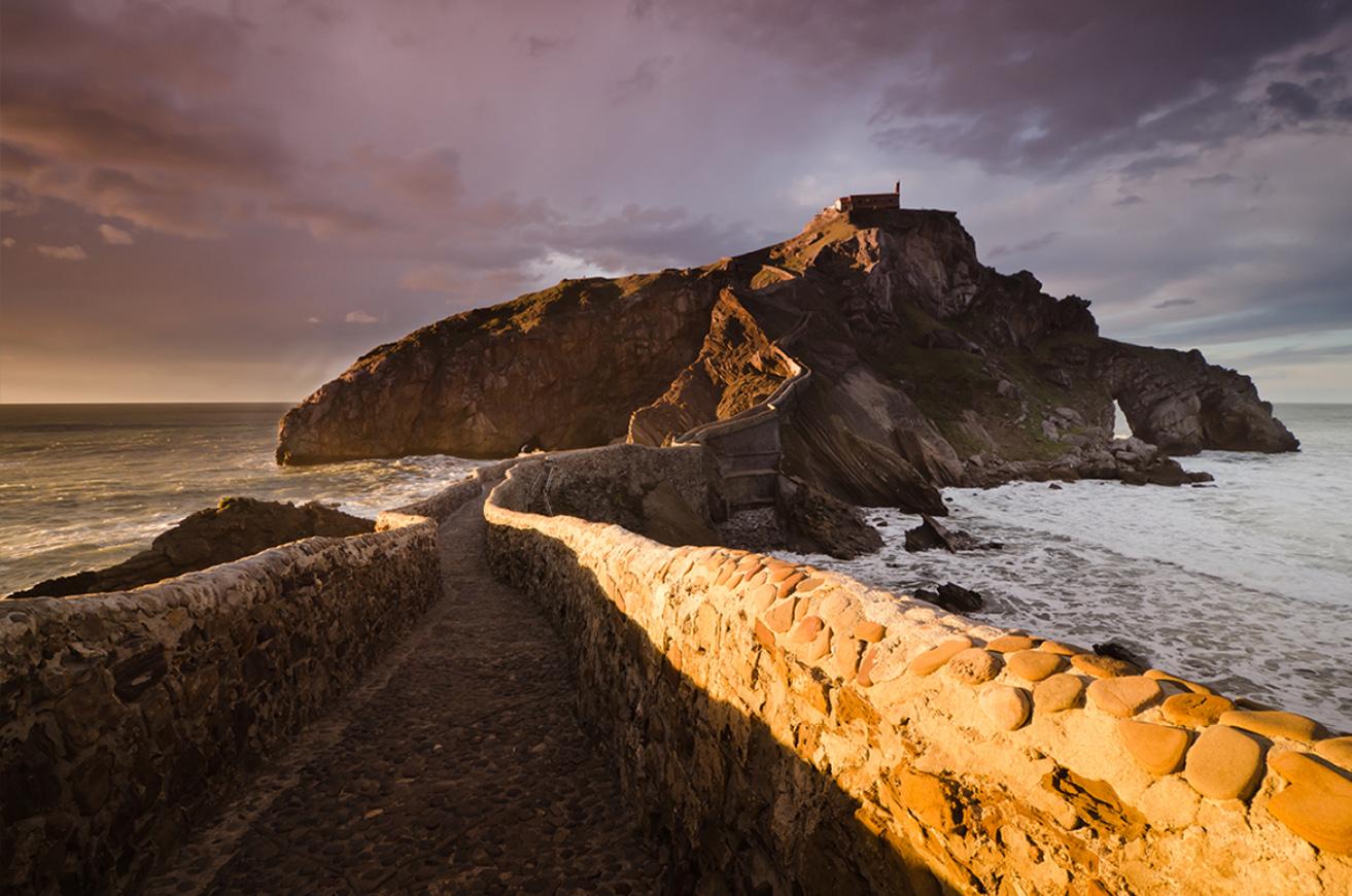 juan de gaztalugatxe教堂,是权力的游戏最新一季的龙石岛的取景地