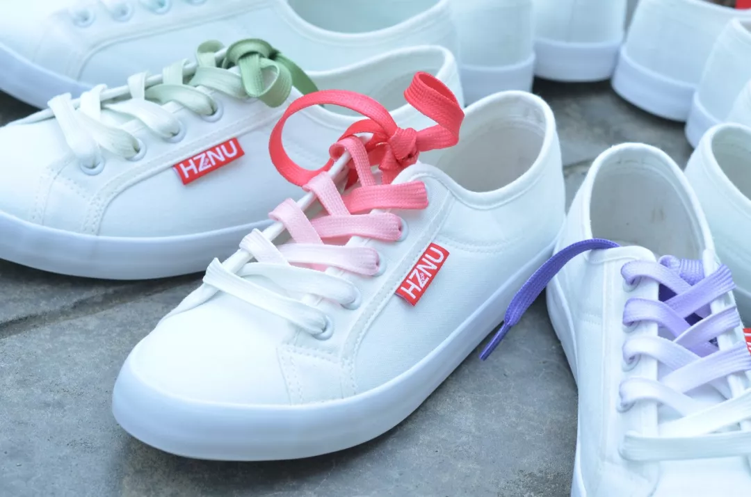 杭州高校居然出网红周边了？！100＋种时尚单品仅一天就卖断货！  第16张