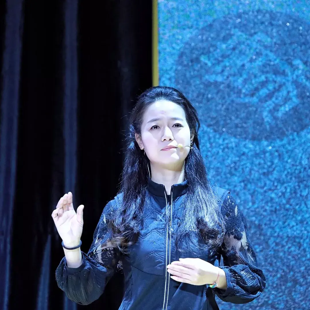 名人坊 | 罗静的垂直极限