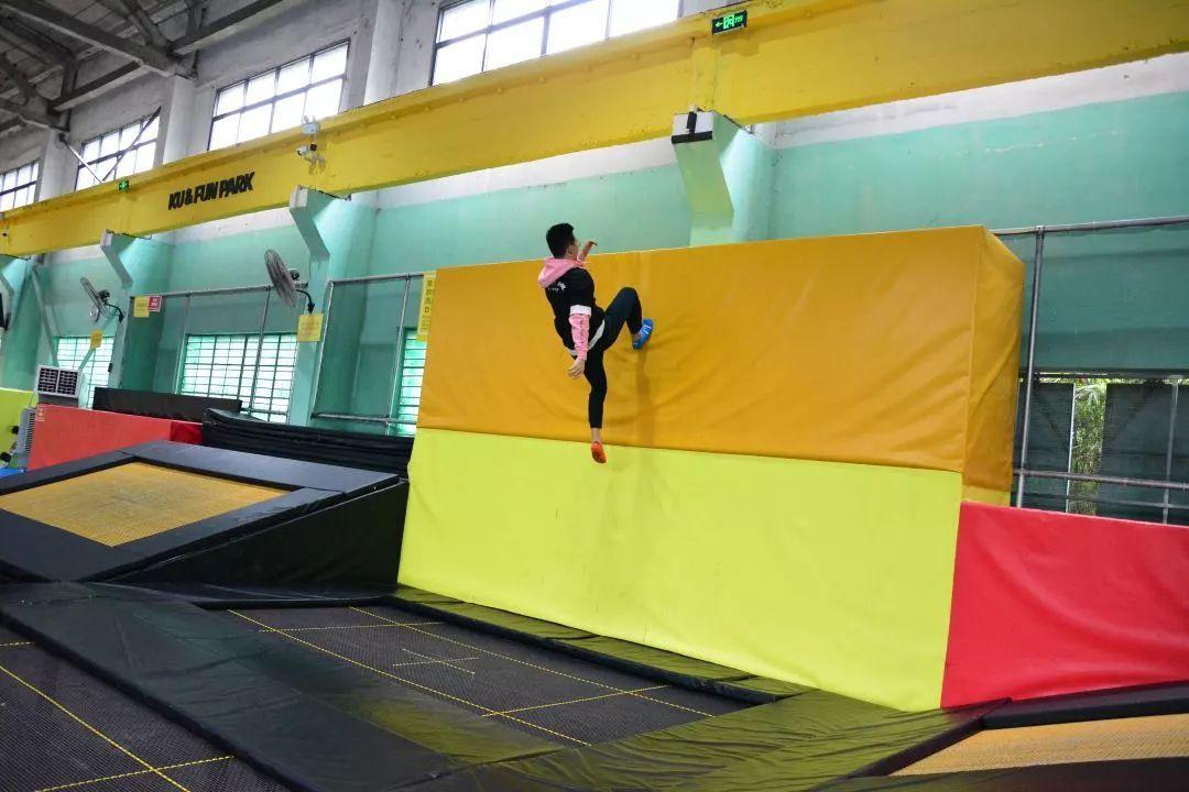 运动红馆xkufun这个盛夏不够燥来一场欢乐弹跳的超前体验