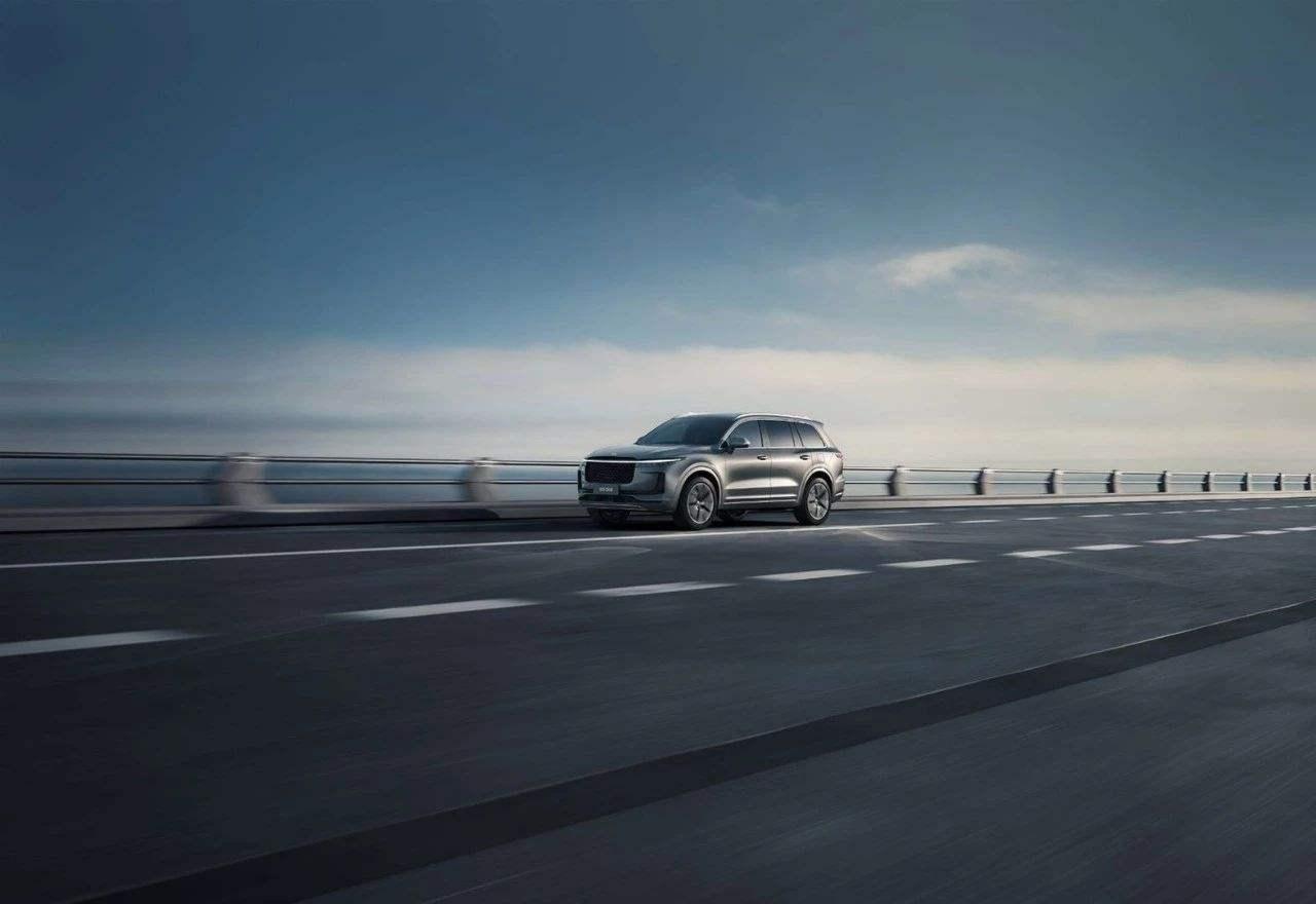 试驾理想 ONE 你更关注哪些点；Model 3 双踏板故障惊现治疗偏方 | 42 小数据