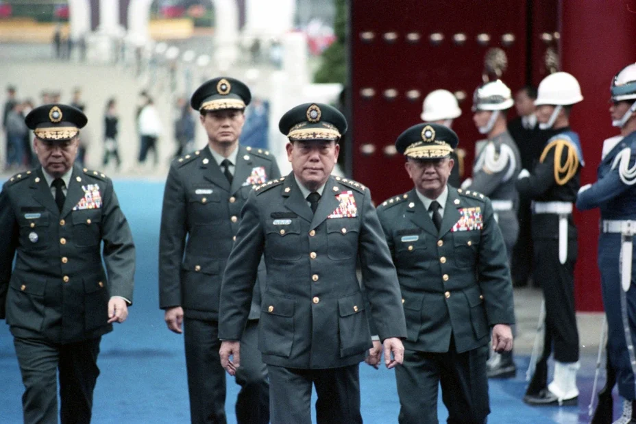 郝柏村简介 - 知乎