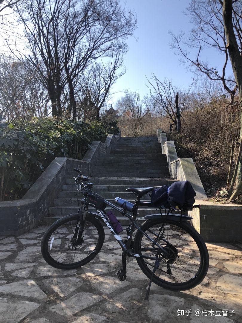 南京江北騎行老山獅子嶺兜率寺爬坡