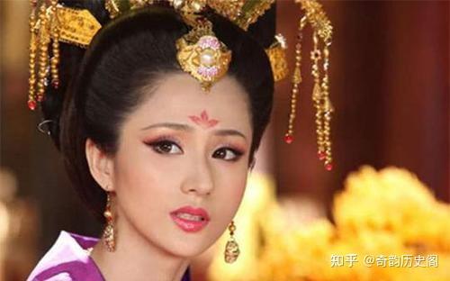 李小雅