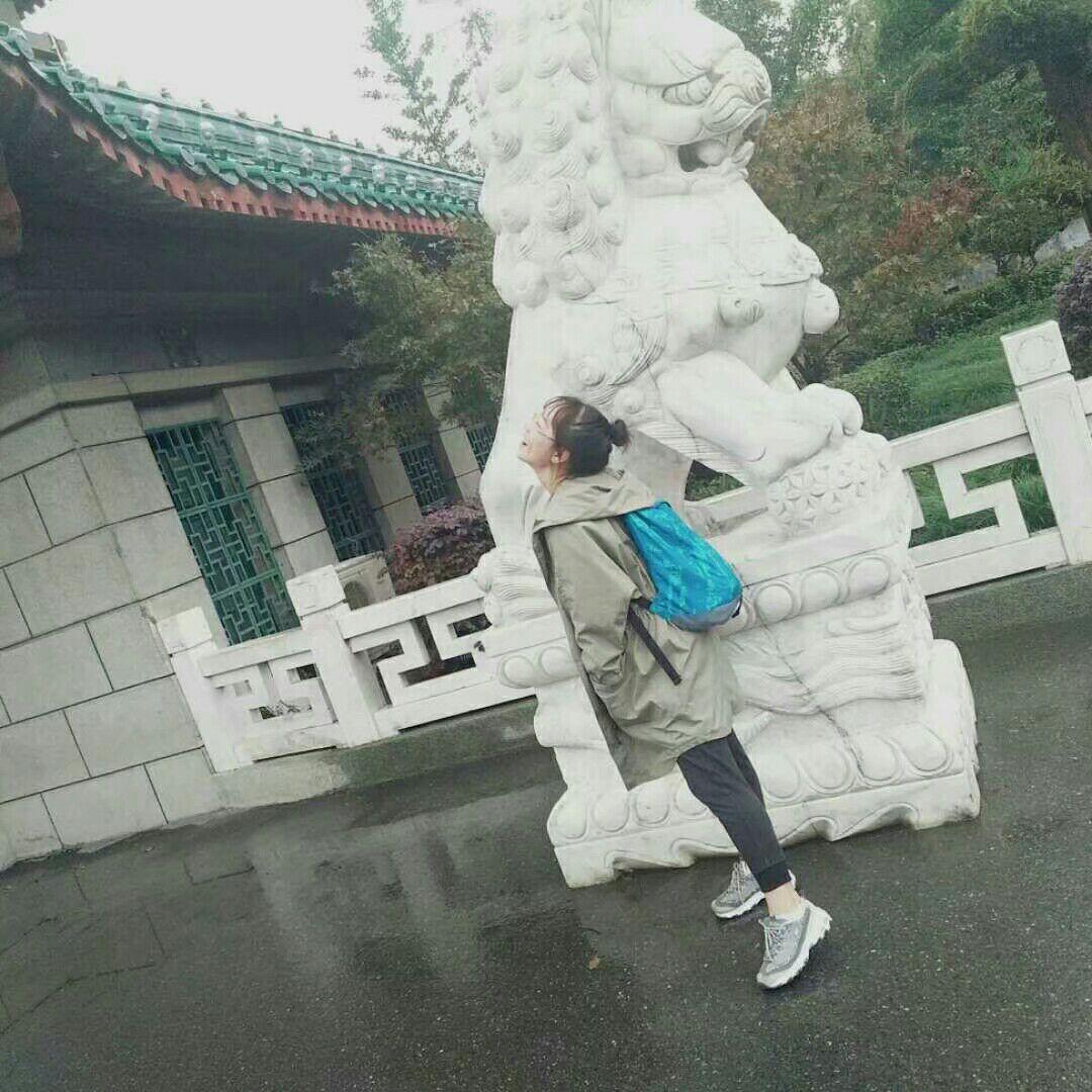 大一学生,进入大学也将近要一年了,虽然也积极