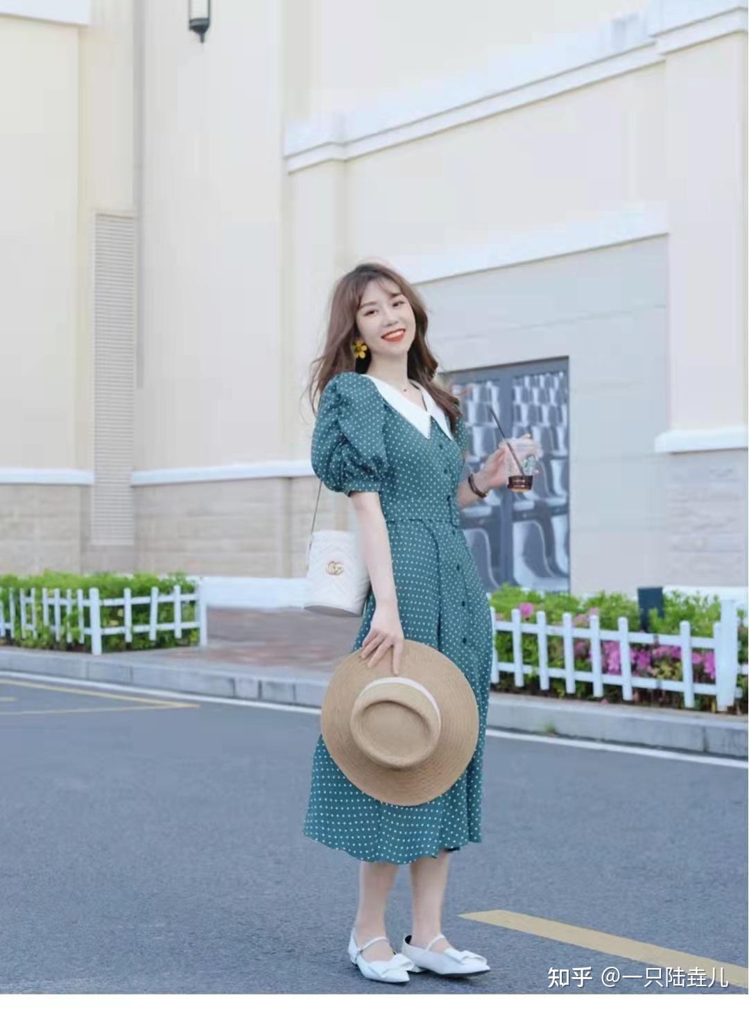 女生去相亲穿什么衣服合适呢