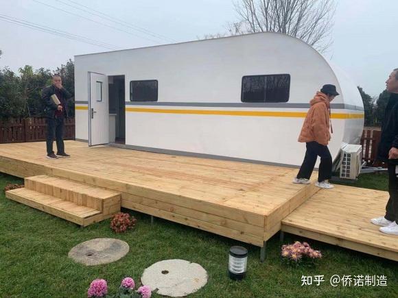 看完这些房车星空房集装箱再豪华的房子都弱爆了