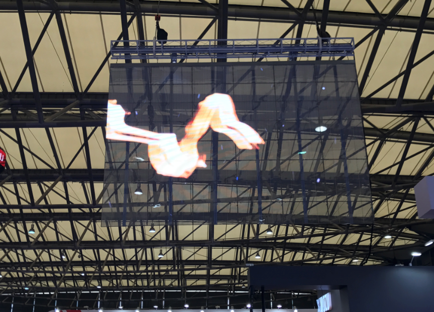 壹品光电led透明屏产品闪耀全场高清大图火热来袭