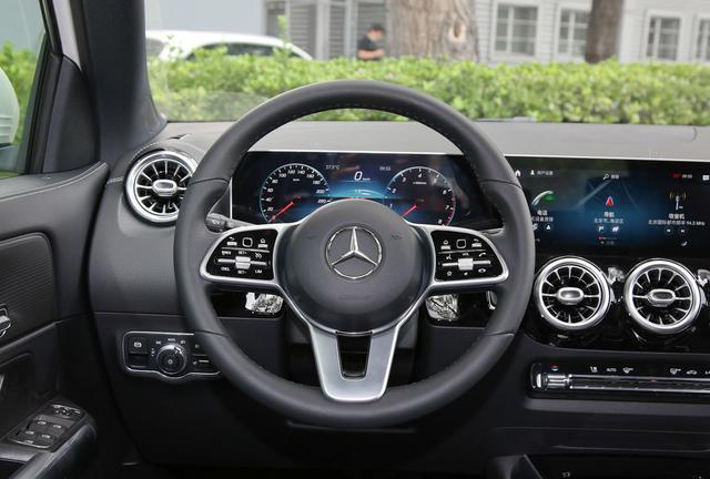 奔驰gla内饰细节精湛动力表现一般适配于城市范围代步使用