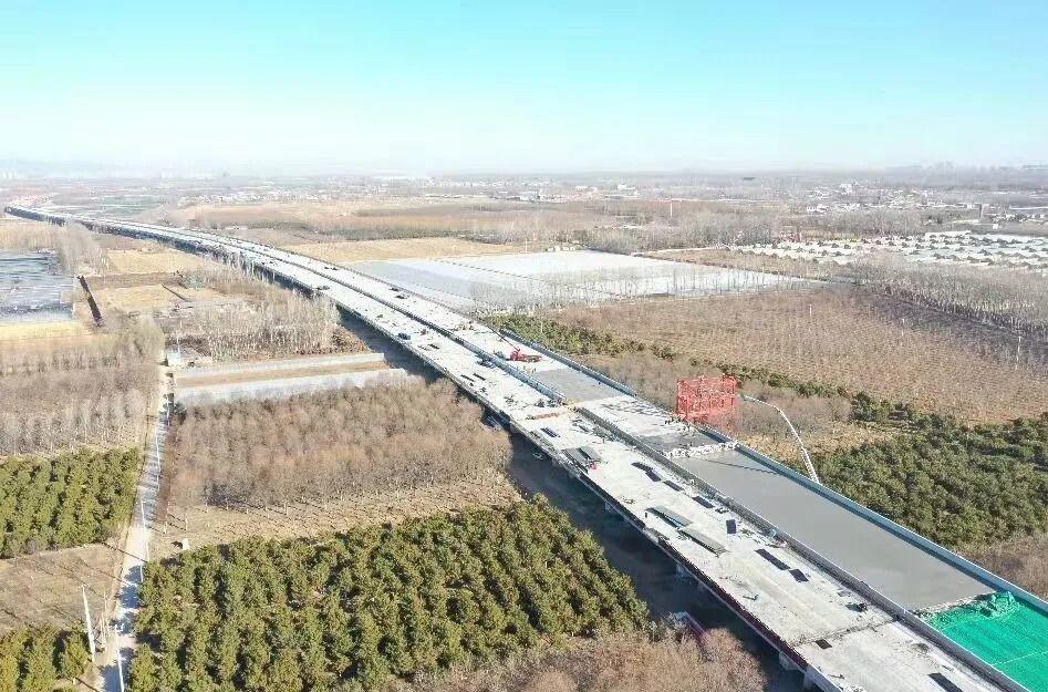 2224榀箱梁全部架设完成京雄高速北京段距通车又近一步
